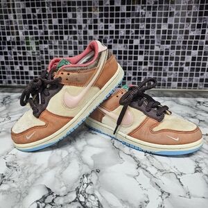 social status dunks size 2y